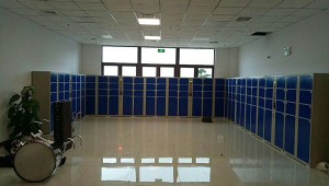 蓝色指纹存包柜